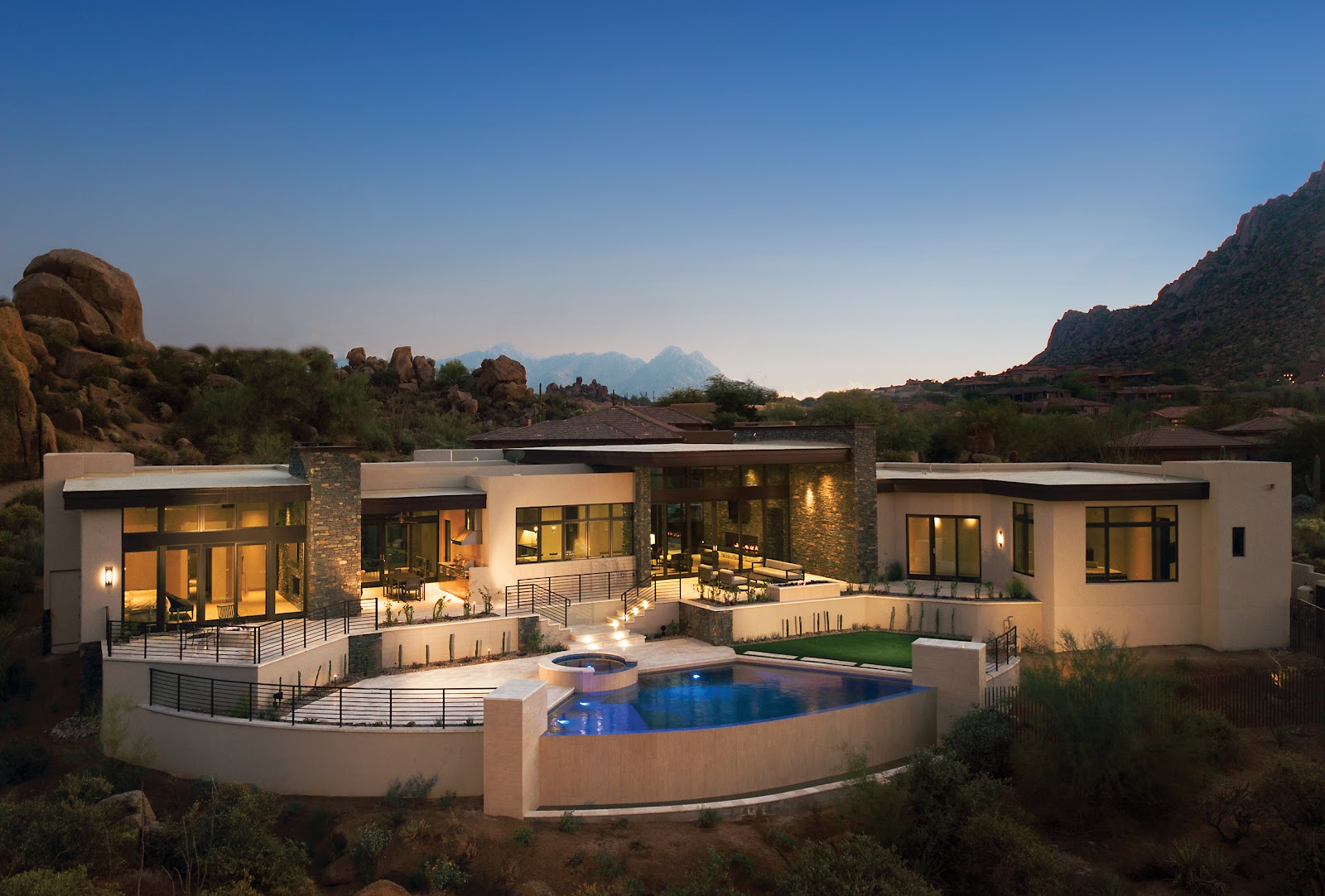 Pool Builder in Paradise Valley — Liquid Evolution Pools